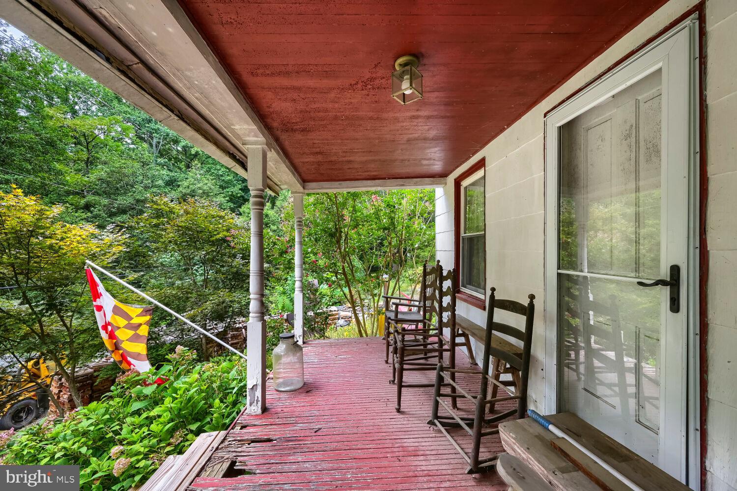 1834 DEEP RUN ROAD