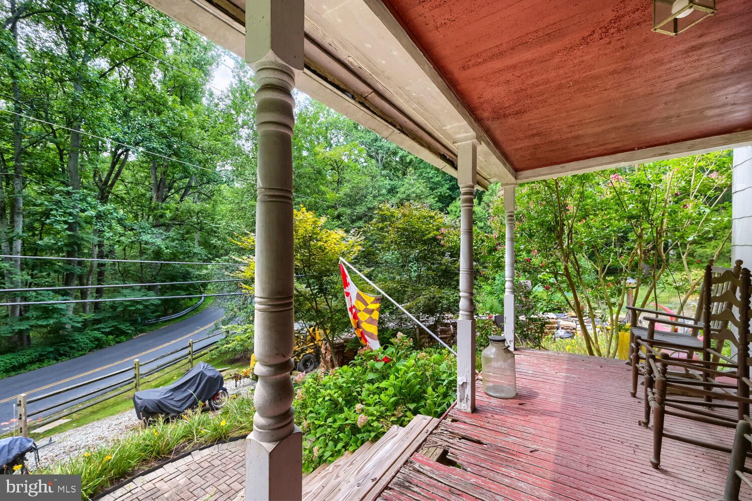 1834 DEEP RUN ROAD