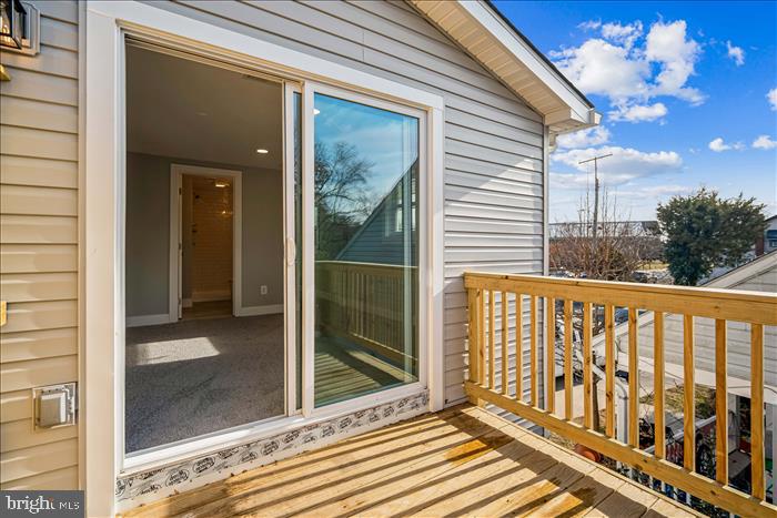 LAUREL - Residential