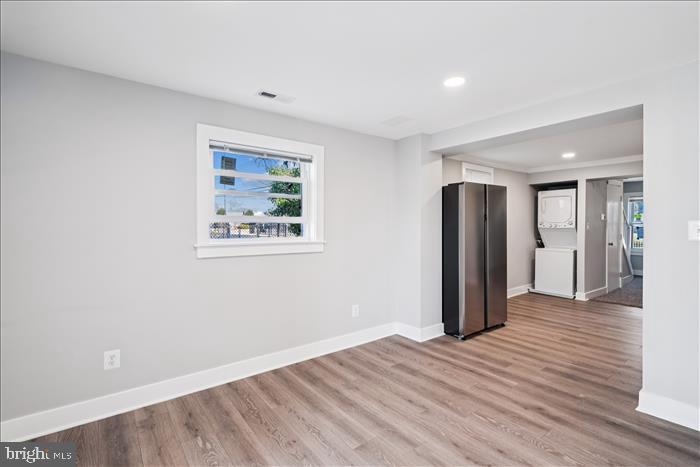 LAUREL - Residential