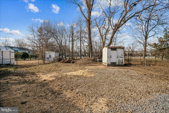 LAUREL - Residential