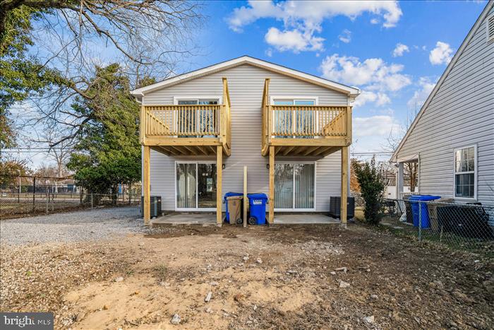 LAUREL - Residential