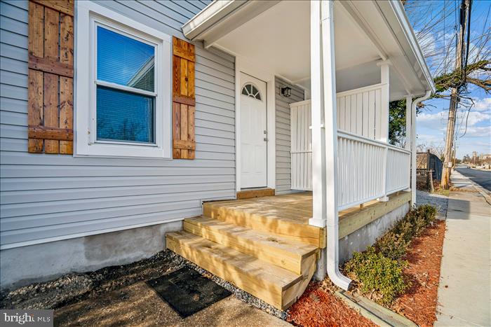 LAUREL - Residential