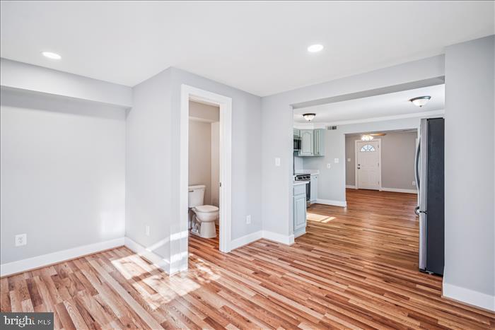 LAUREL - Residential