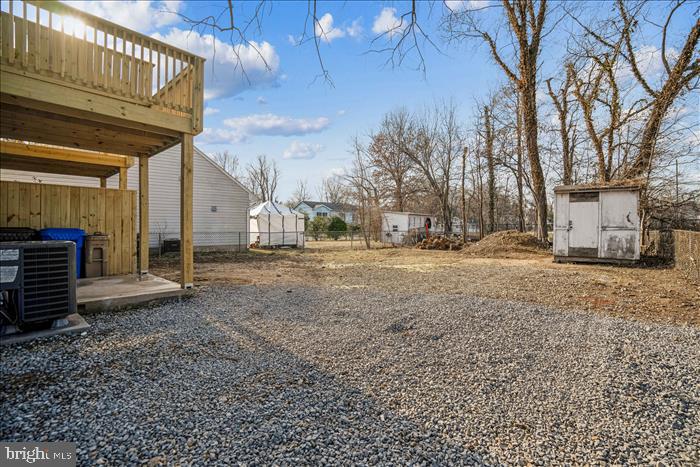 LAUREL - Residential