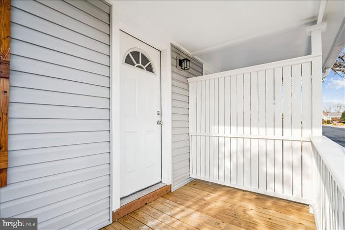 LAUREL - Residential