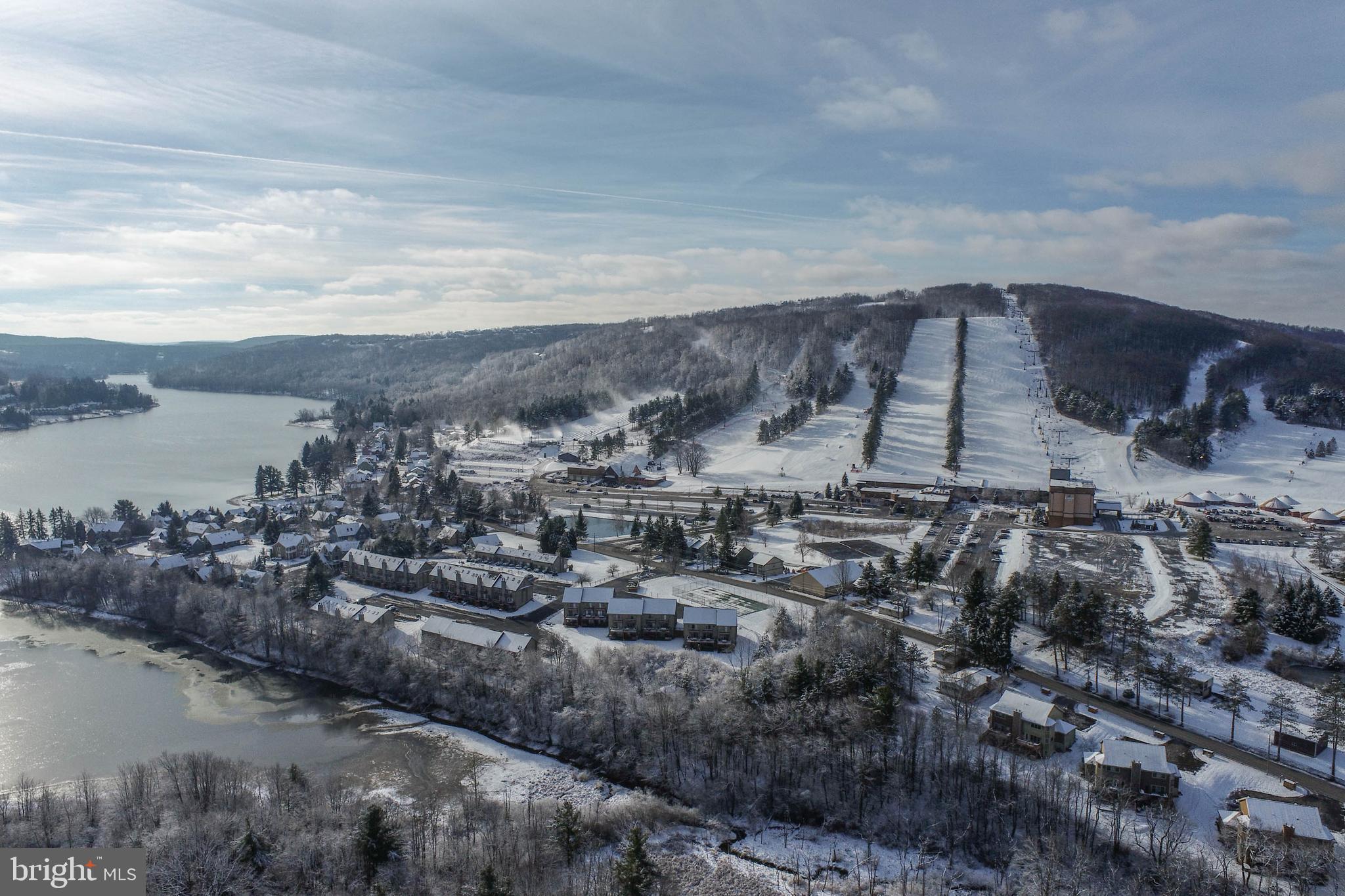 MEADOW MOUNTAIN RUN - Land
