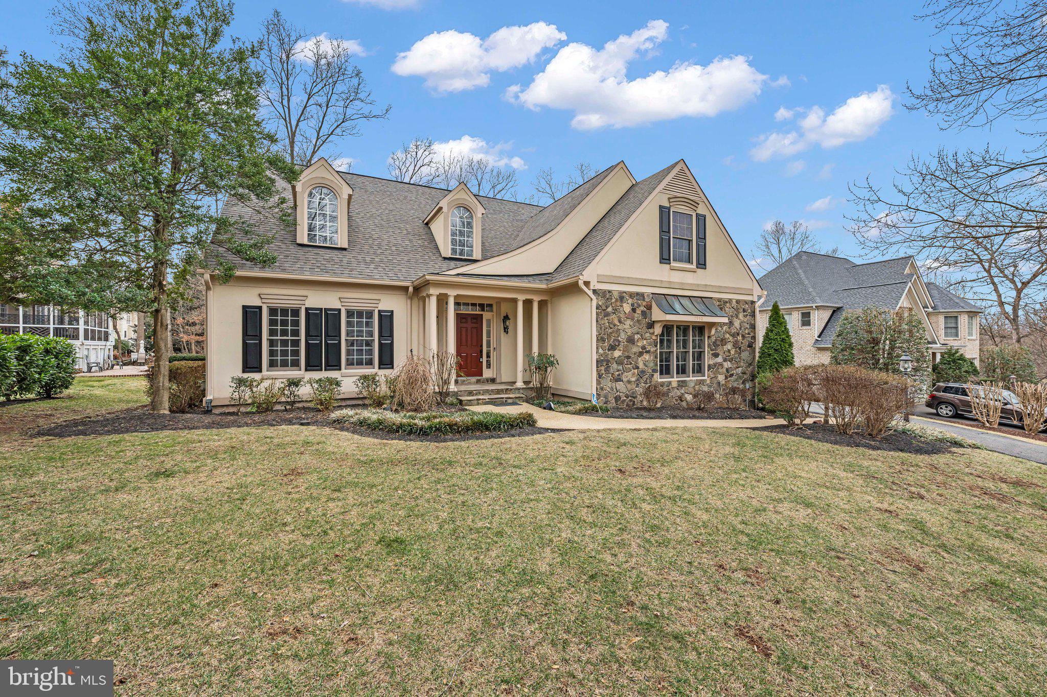 7990 AMSTERDAM COURT