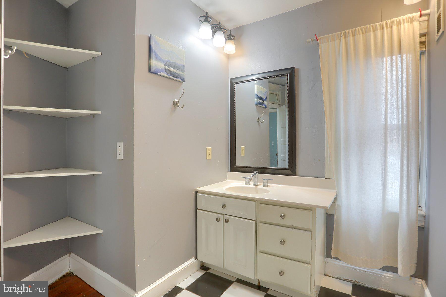 HIGHLANDTOWN - Residential