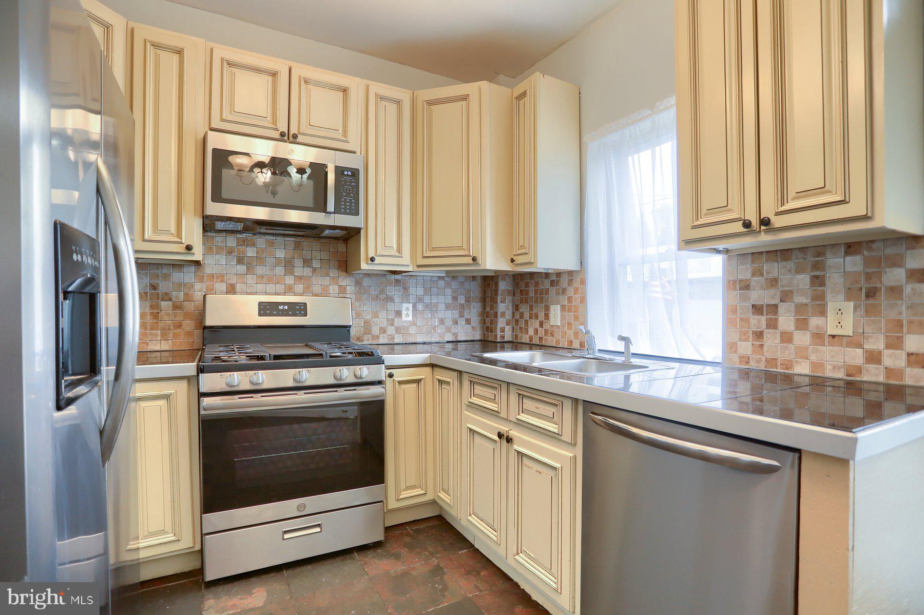 HIGHLANDTOWN - Residential