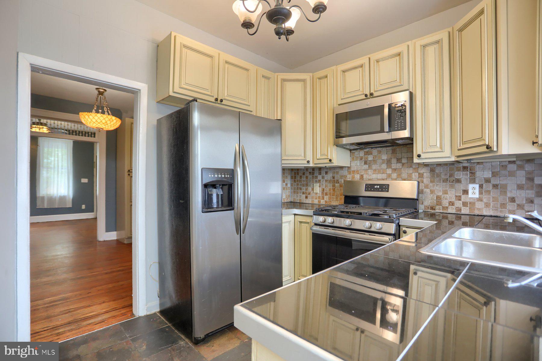 HIGHLANDTOWN - Residential