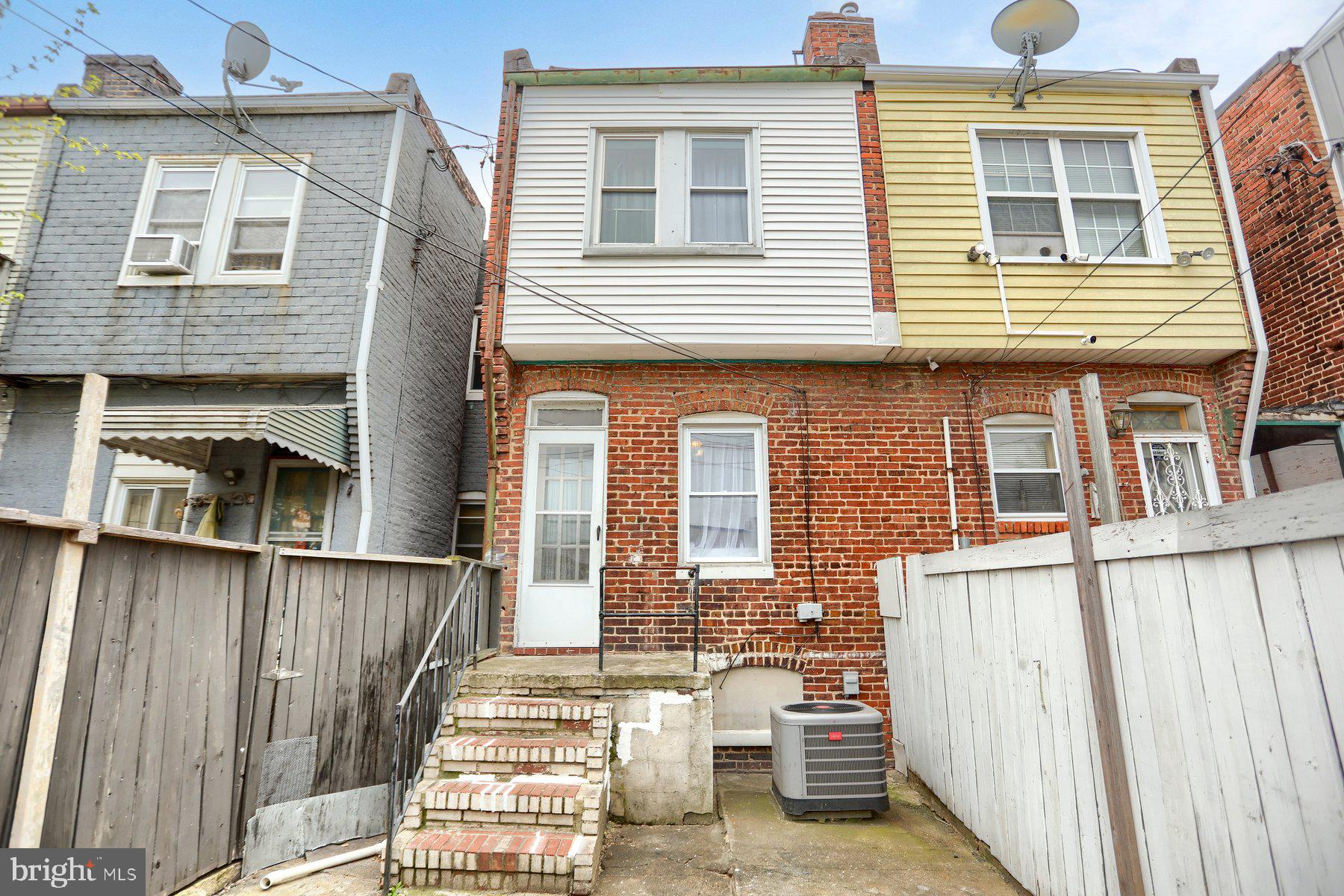 HIGHLANDTOWN - Residential