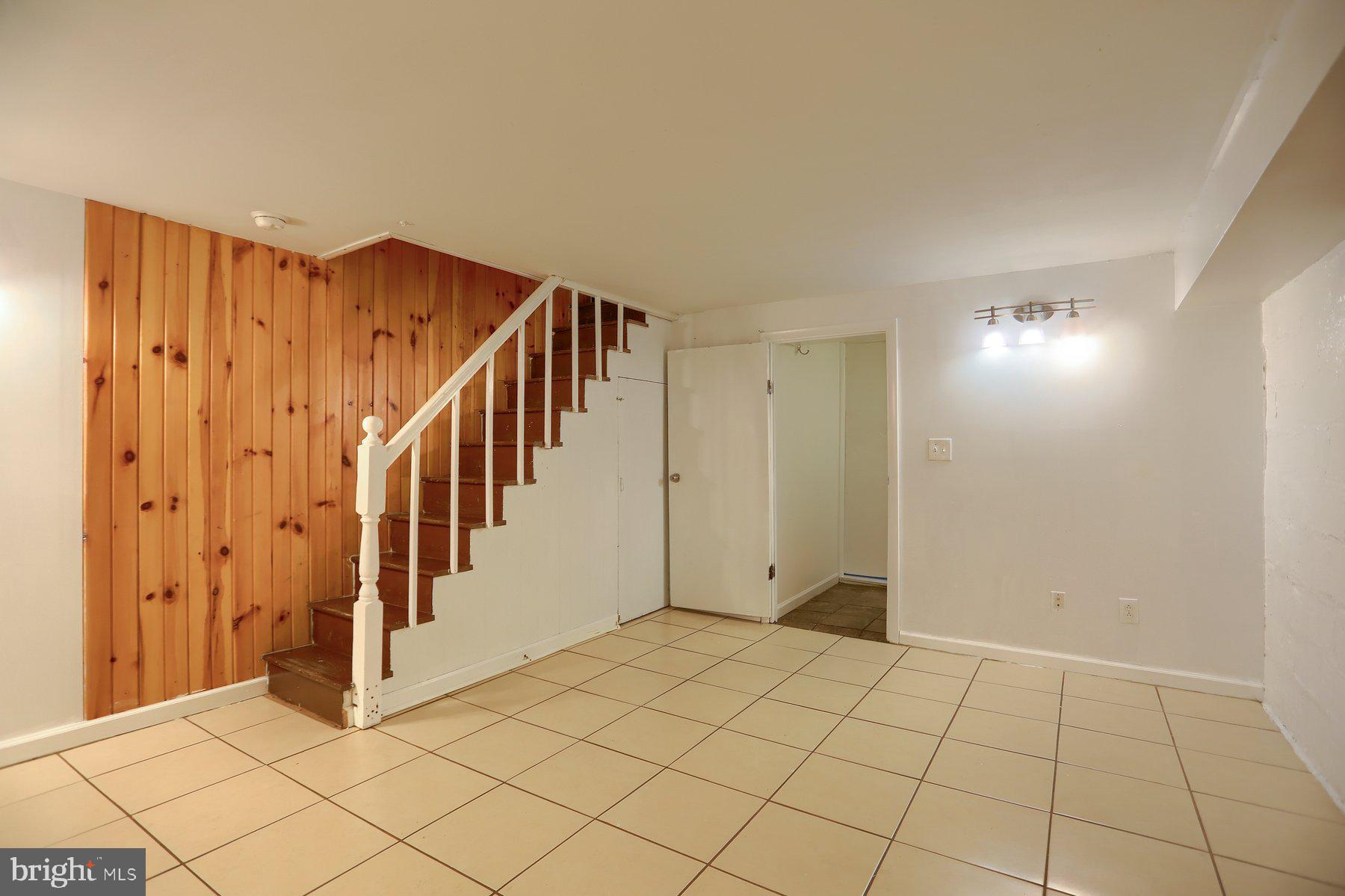 HIGHLANDTOWN - Residential