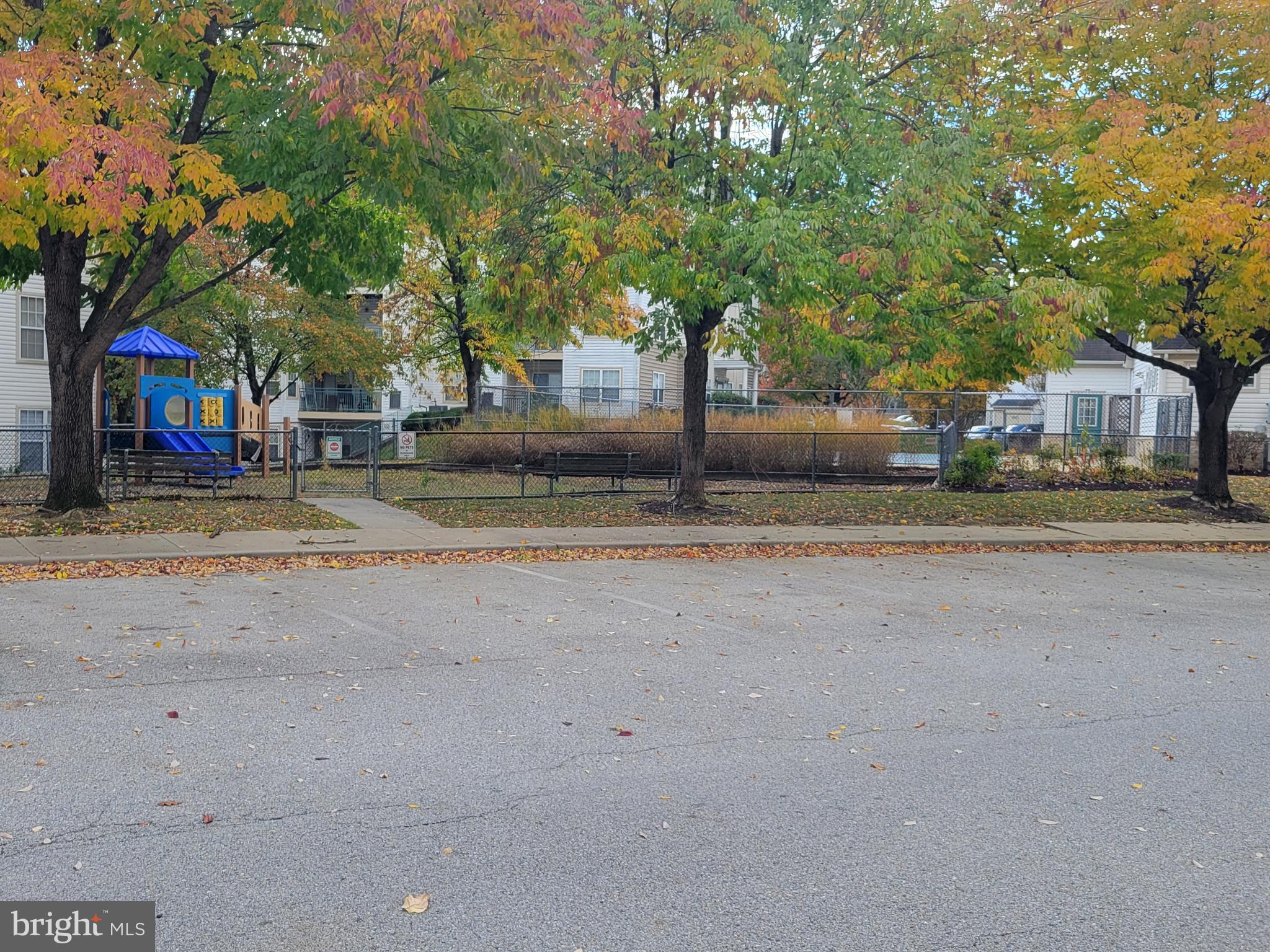 BOWIE TOWERS - Residential