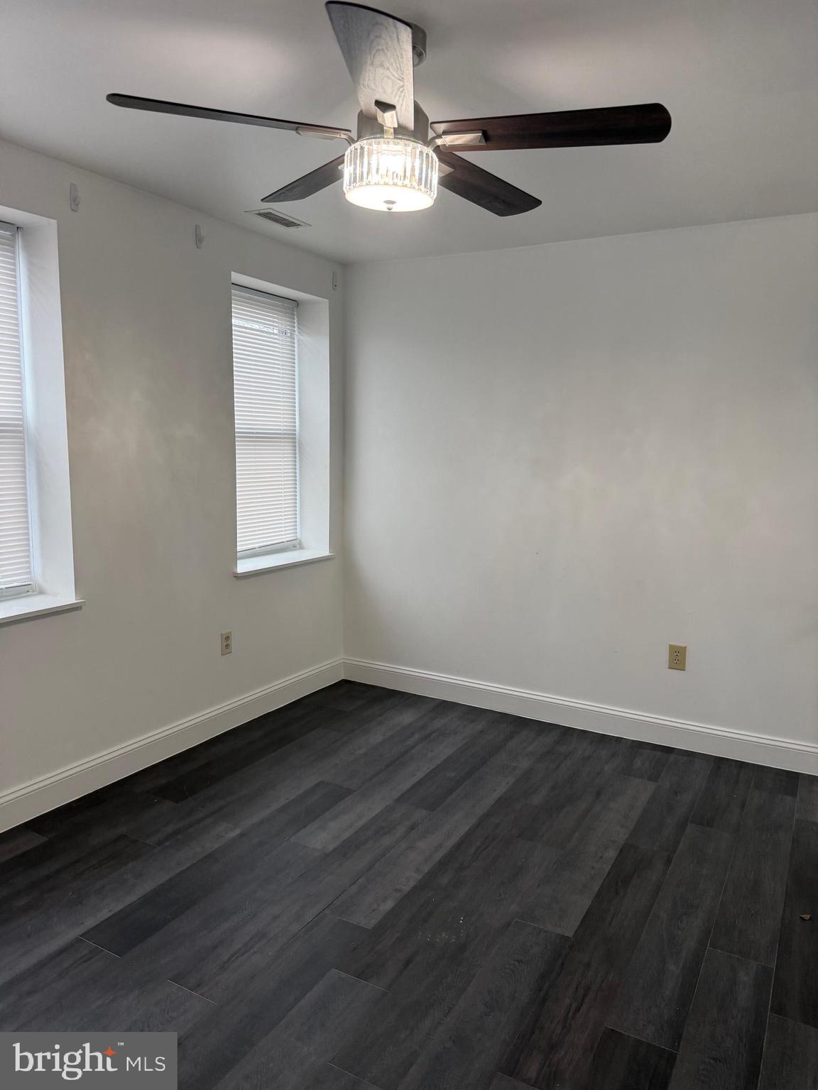 CHARLES VILLAGE - Residential Lease