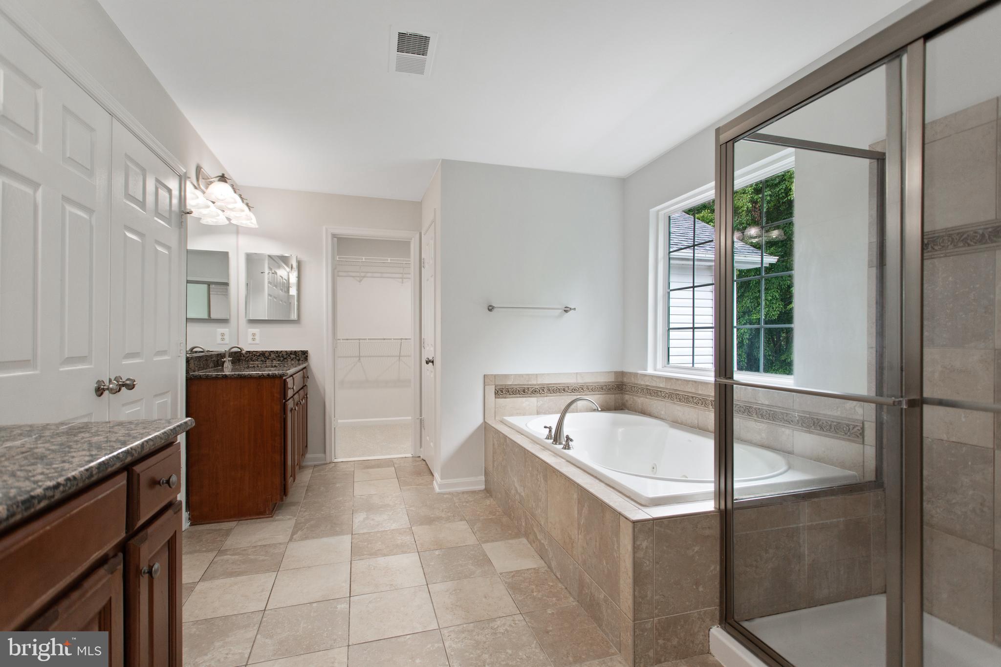 BRENTSMILL - Residential