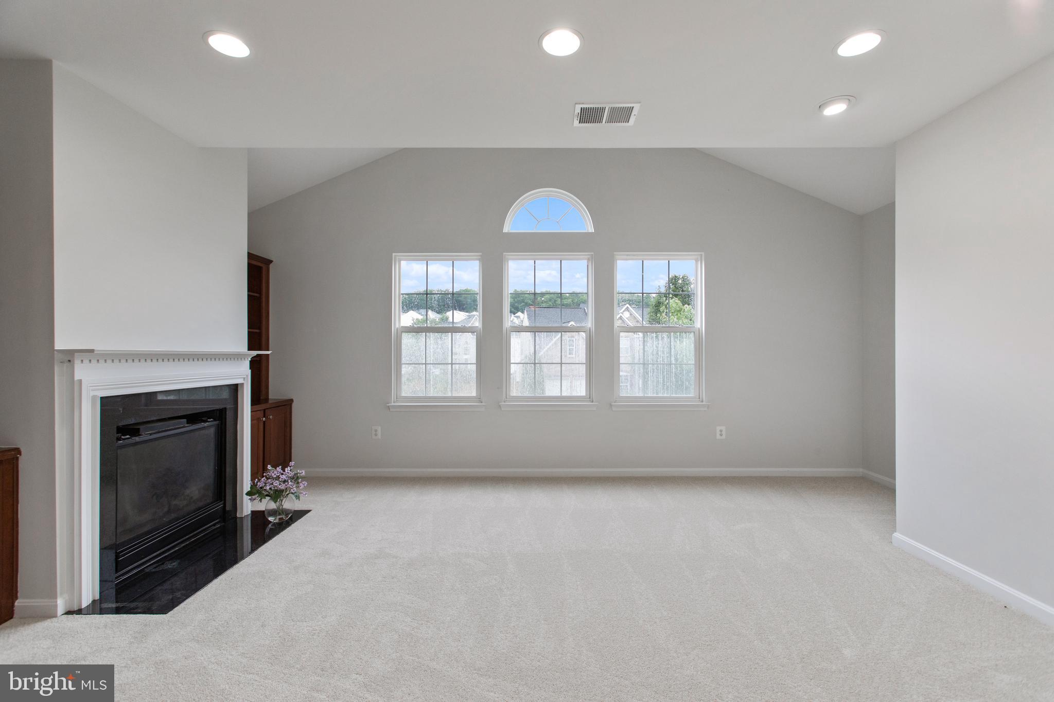 BRENTSMILL - Residential