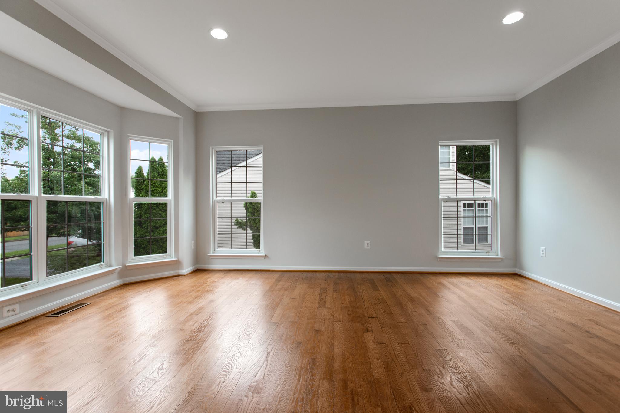 BRENTSMILL - Residential