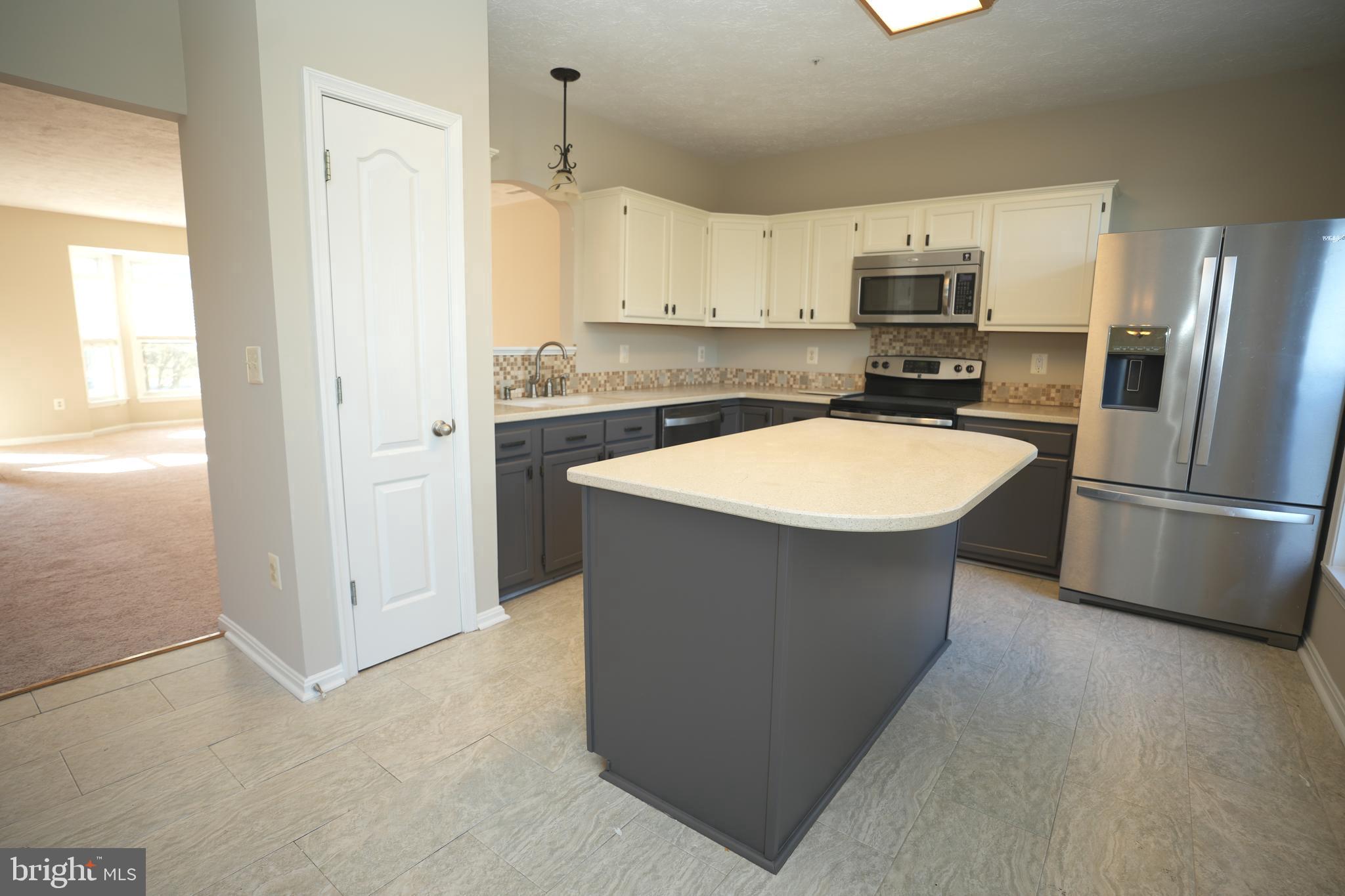 48409 SURFSIDE DRIVE