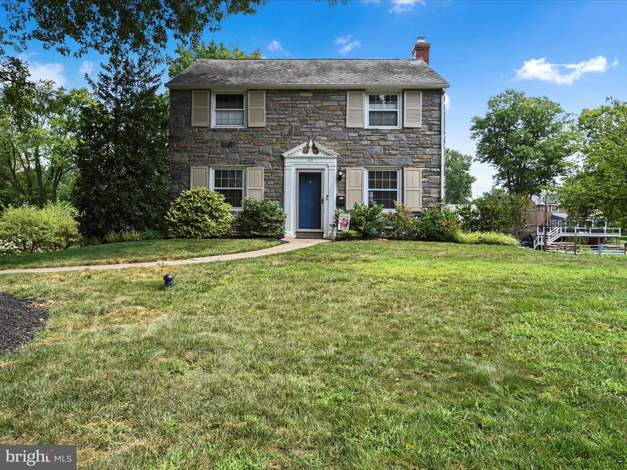 422 PALMERS LANE