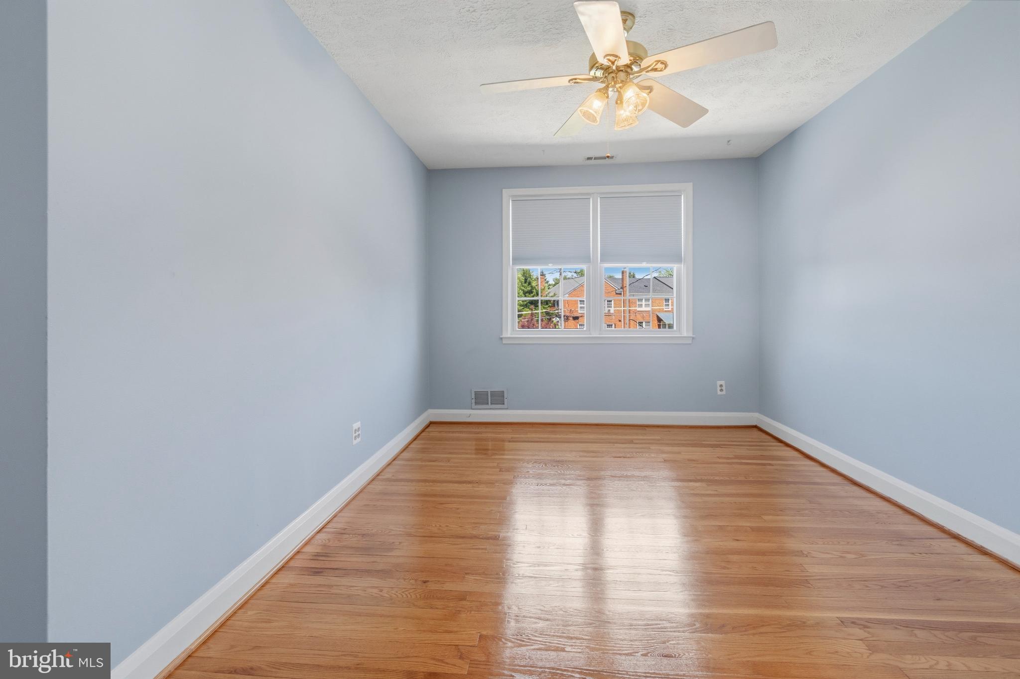 LOCH RAVEN MANOR - Residential