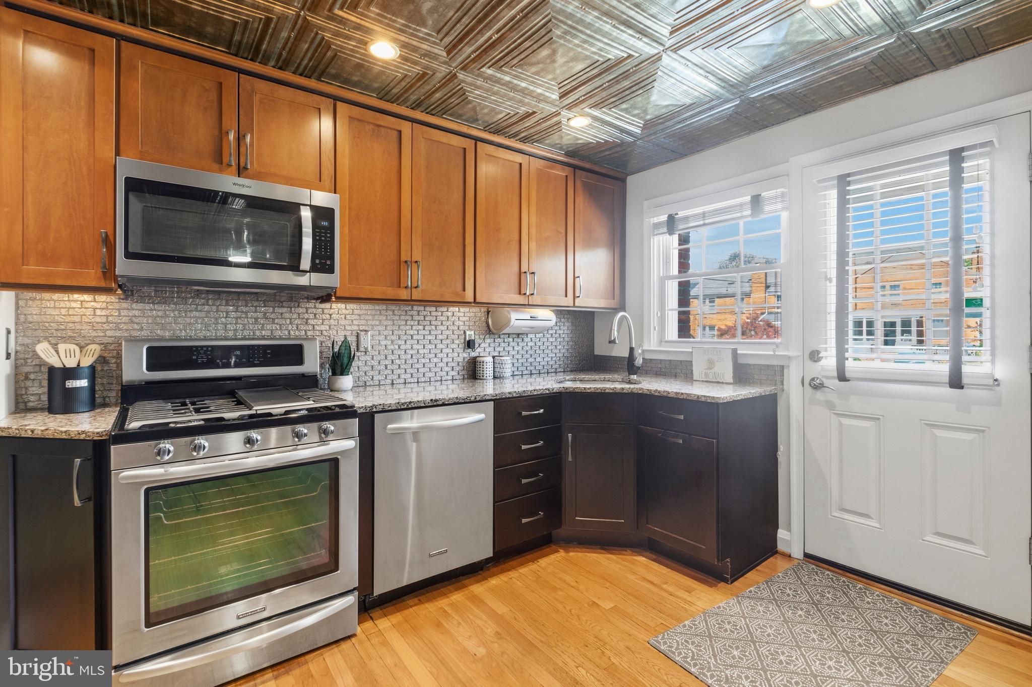 LOCH RAVEN MANOR - Residential