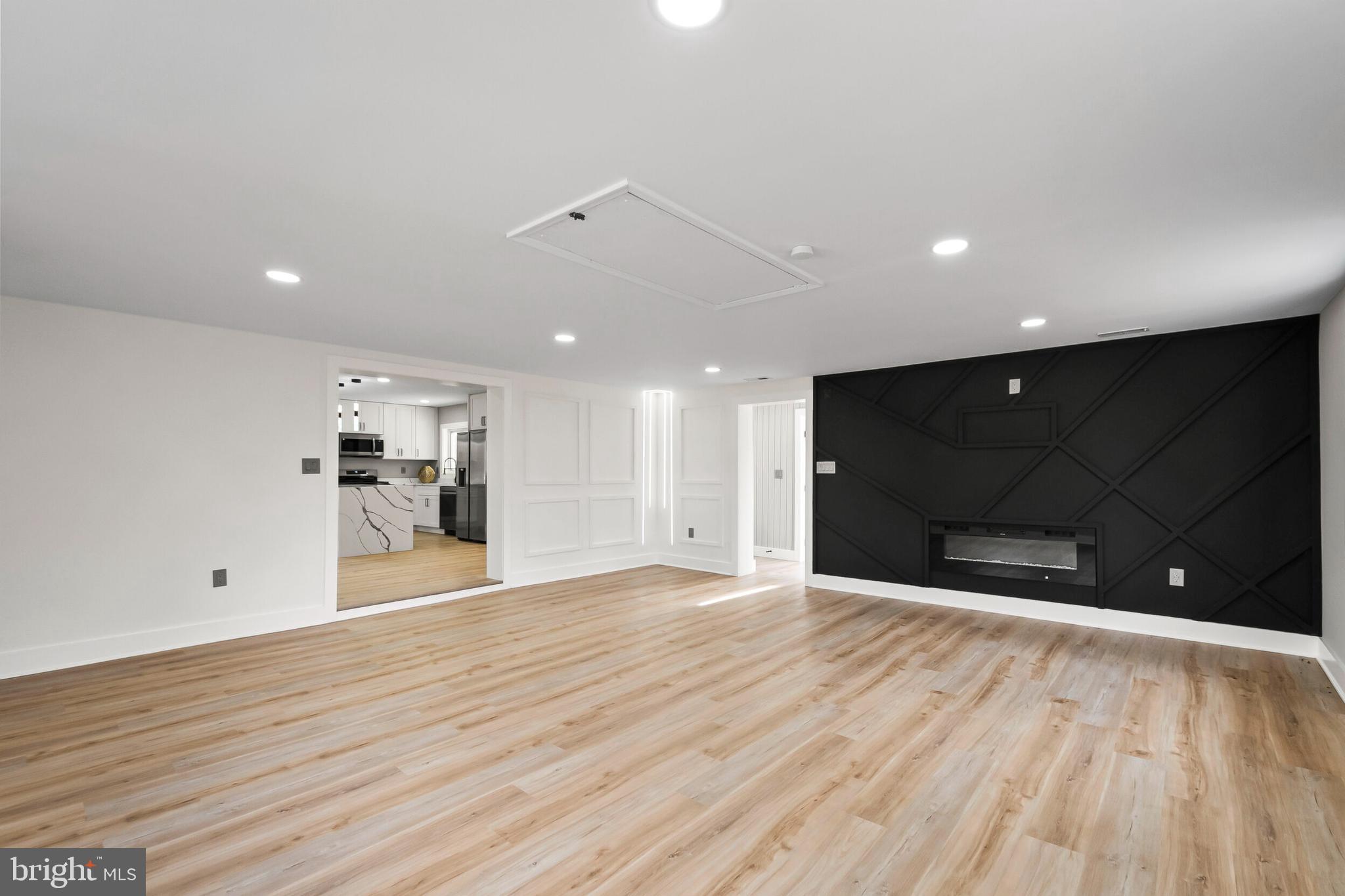 NORTH SPRINGFIELD - Residential