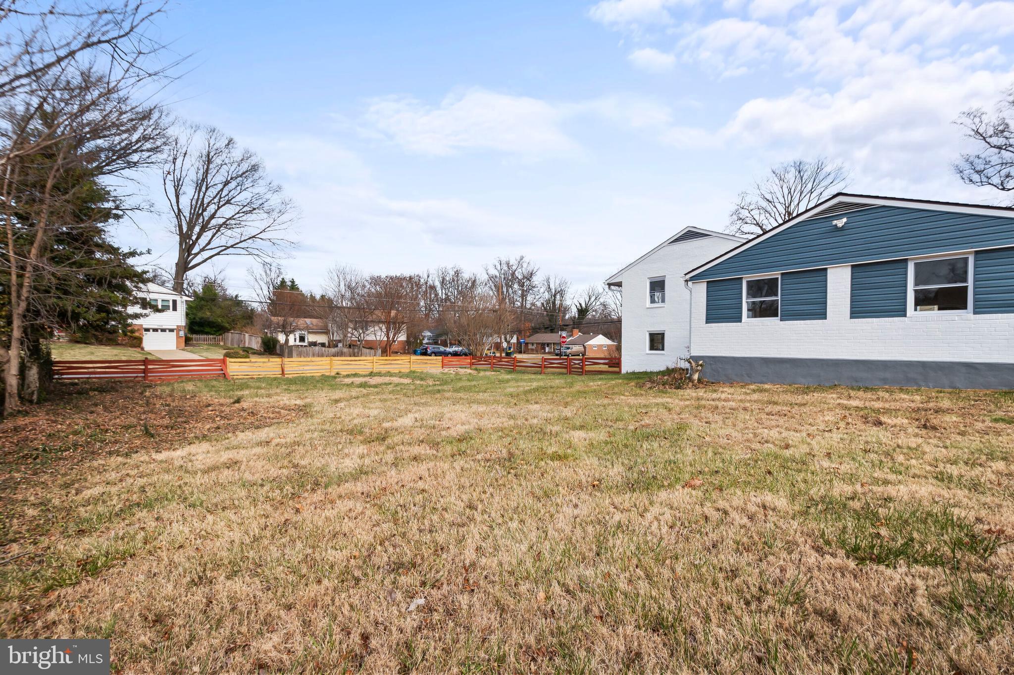 NORTH SPRINGFIELD - Residential