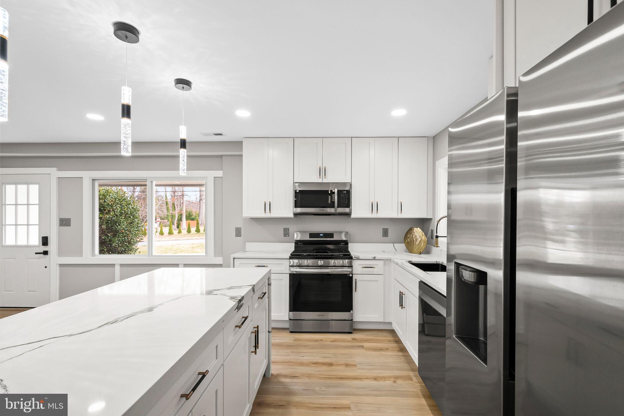 NORTH SPRINGFIELD - Residential