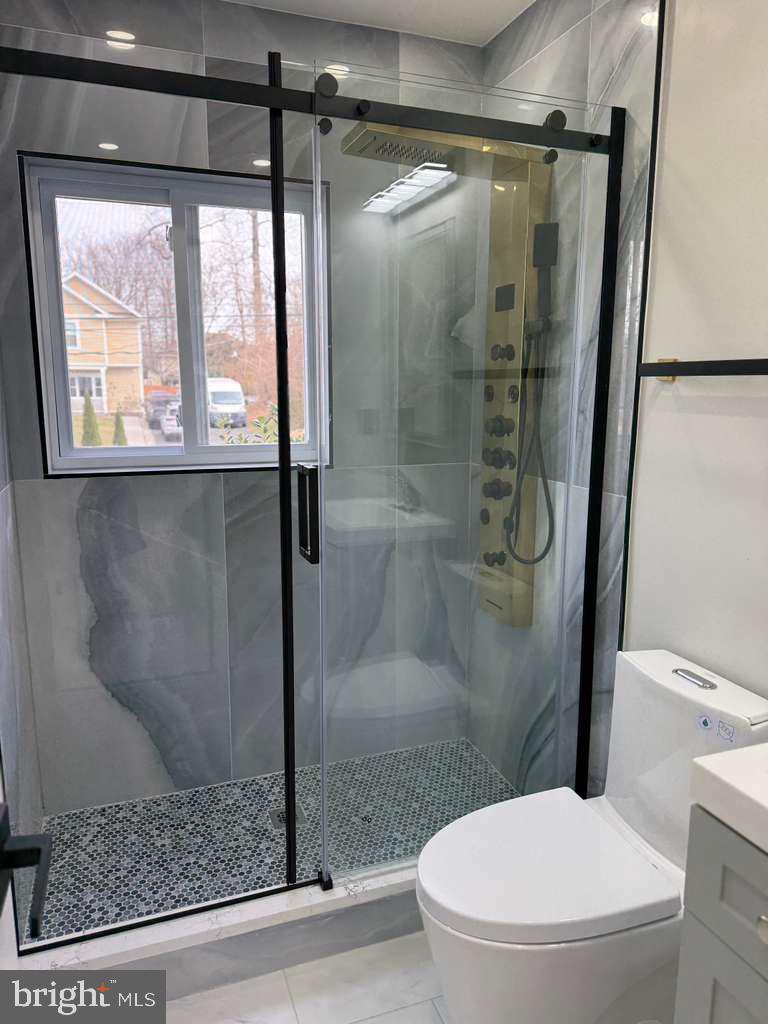 NORTH SPRINGFIELD - Residential