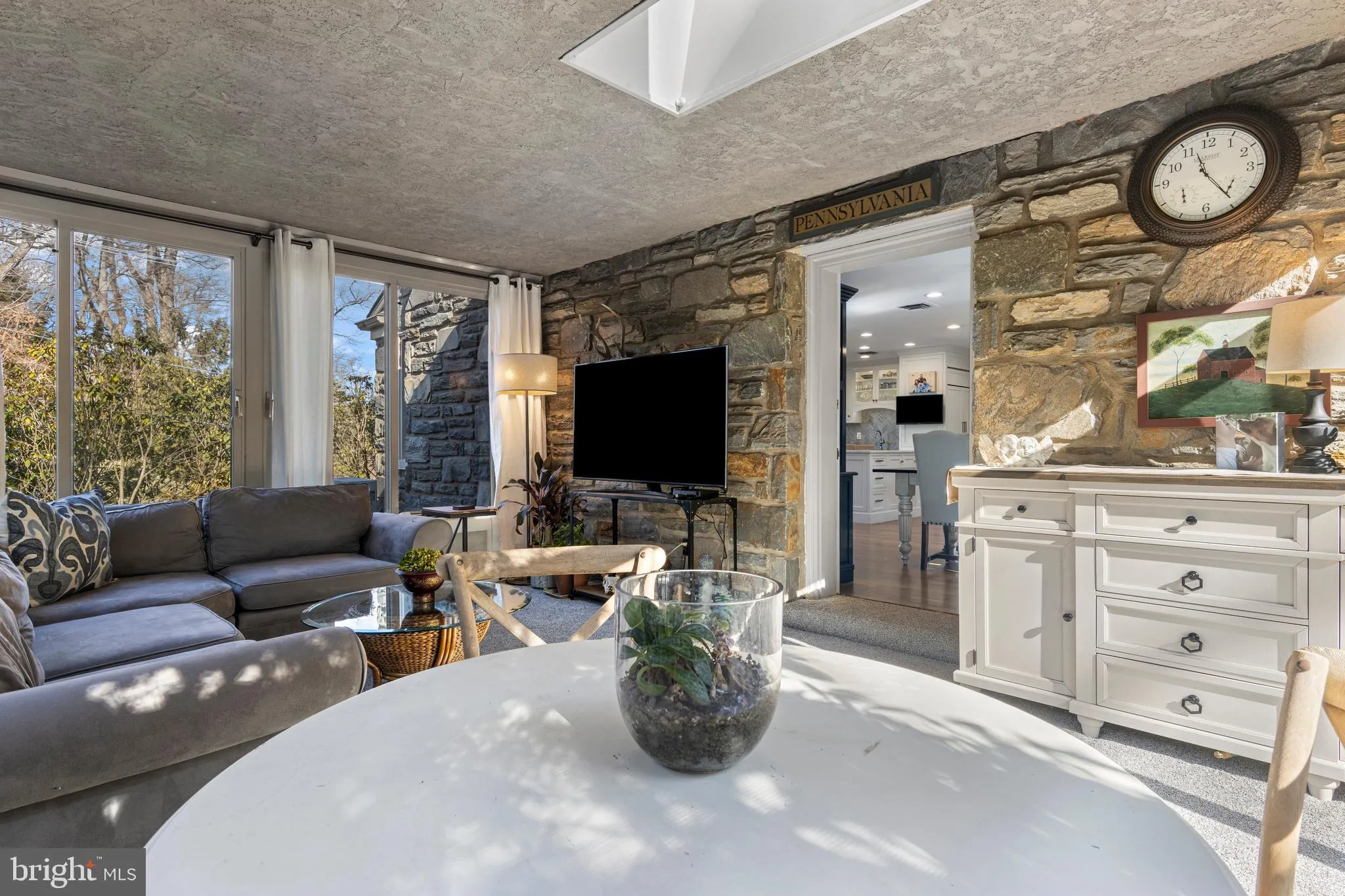 Villanova, Pennsylvania 19085, United States, 3 Bedrooms Bedrooms, ,2 BathroomsBathrooms,Residential,Pending,7281