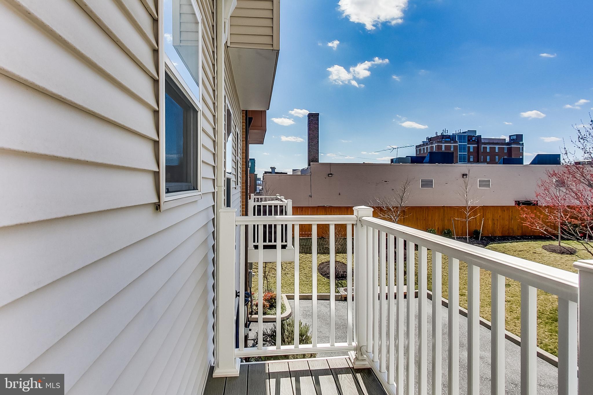 EYA ARTS DISTRICT - Residential