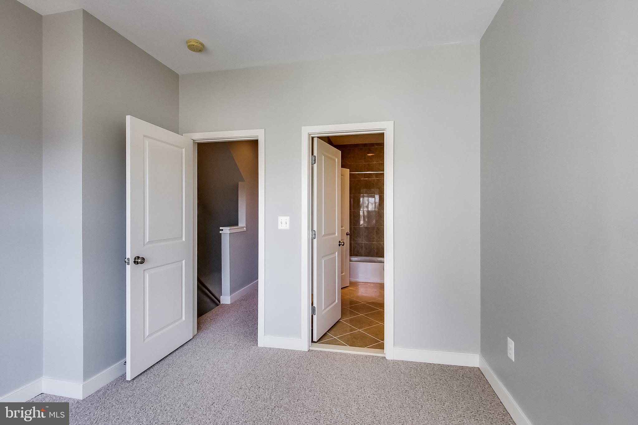 EYA ARTS DISTRICT - Residential