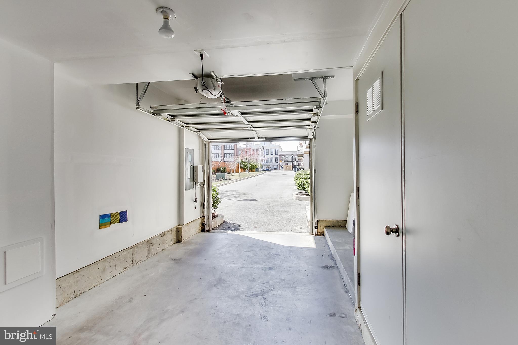 EYA ARTS DISTRICT - Residential