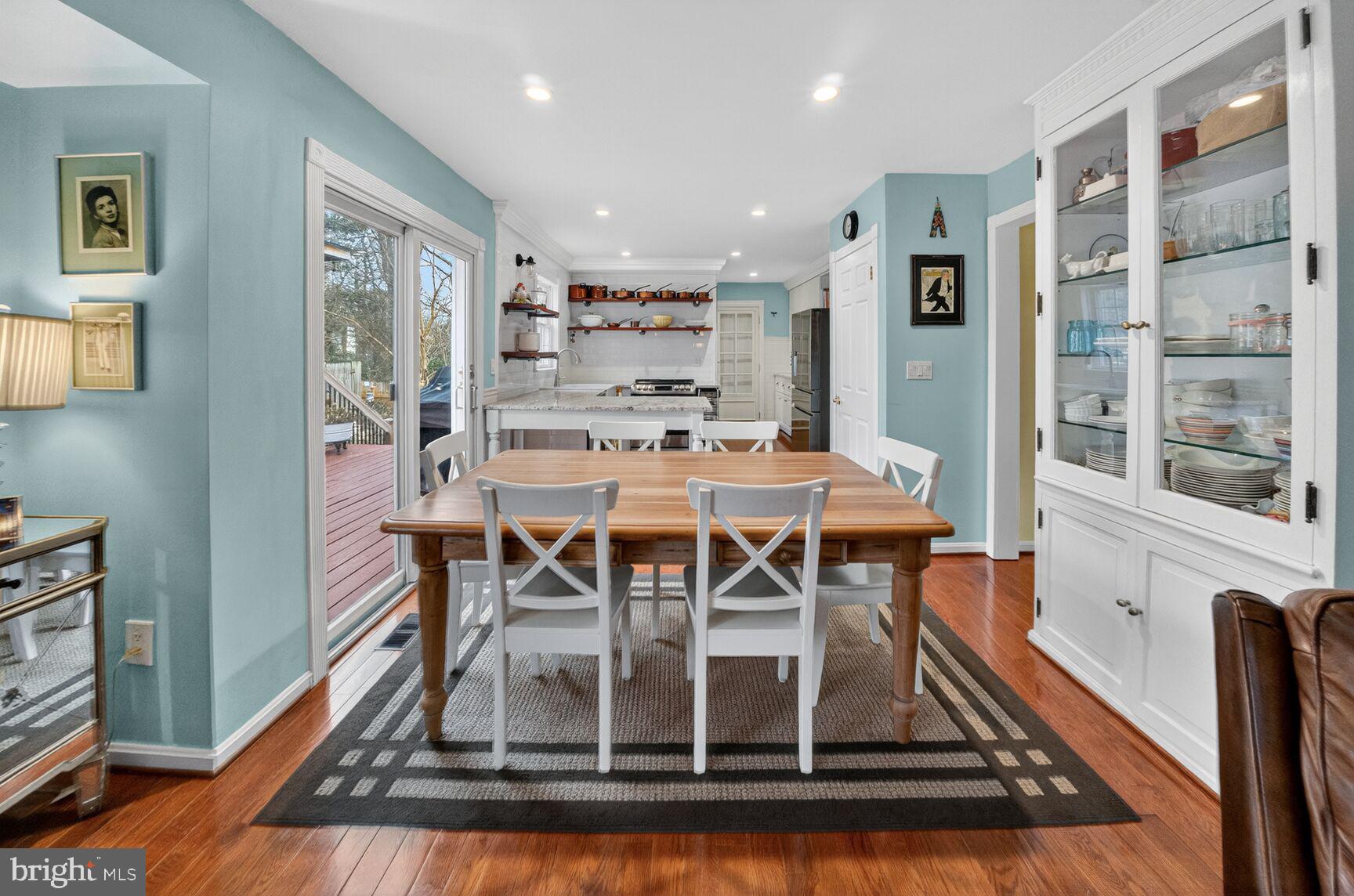 LONG REACH - Residential