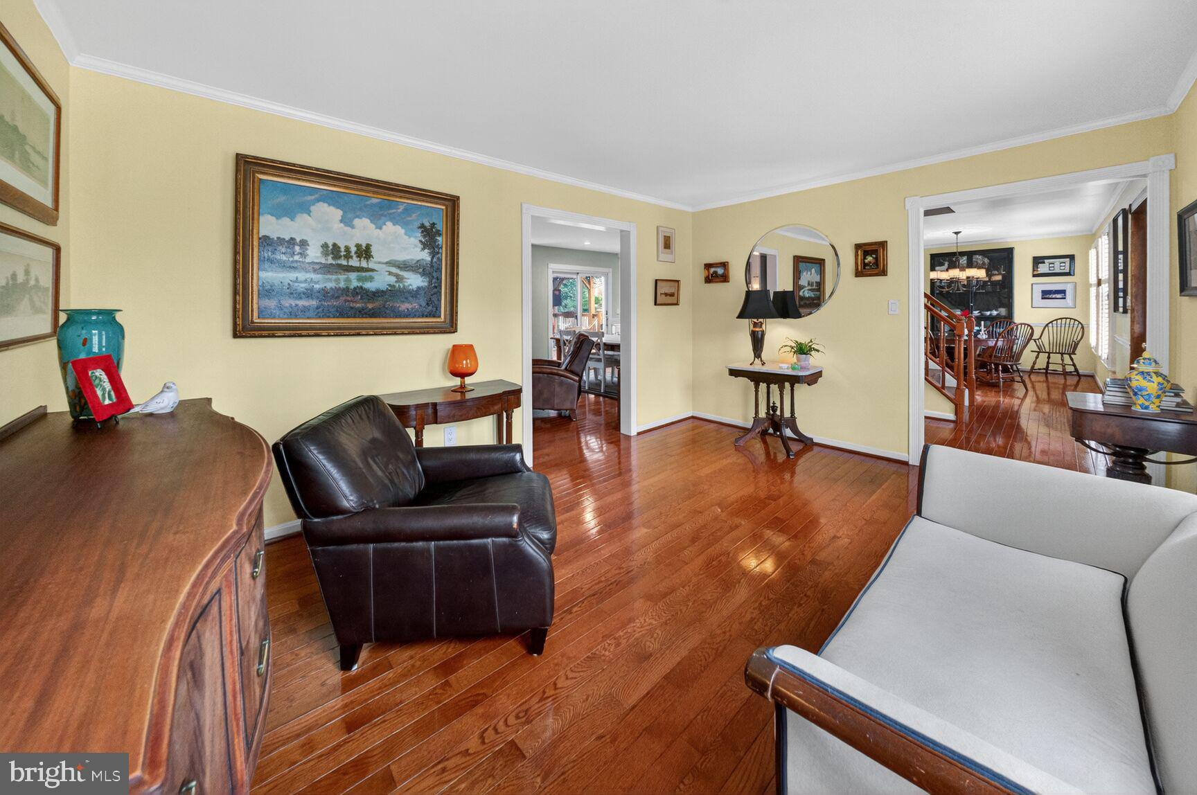 LONG REACH - Residential