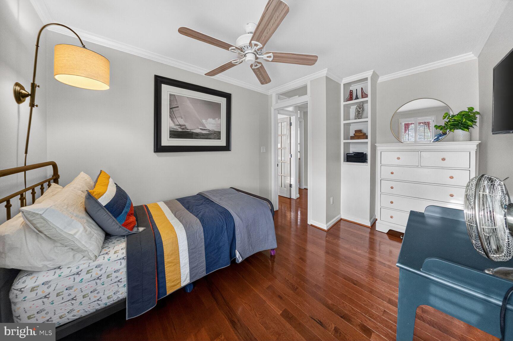 LONG REACH - Residential