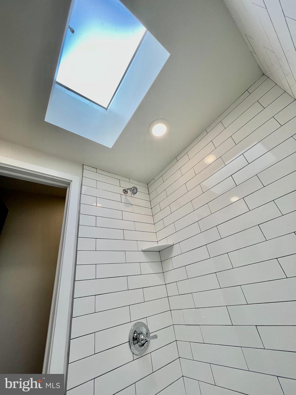 KENSINGTON - Residential