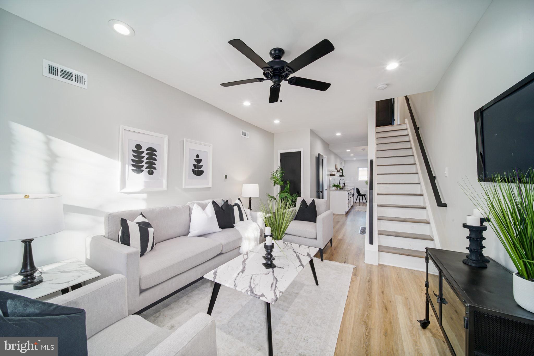 KENSINGTON - Residential