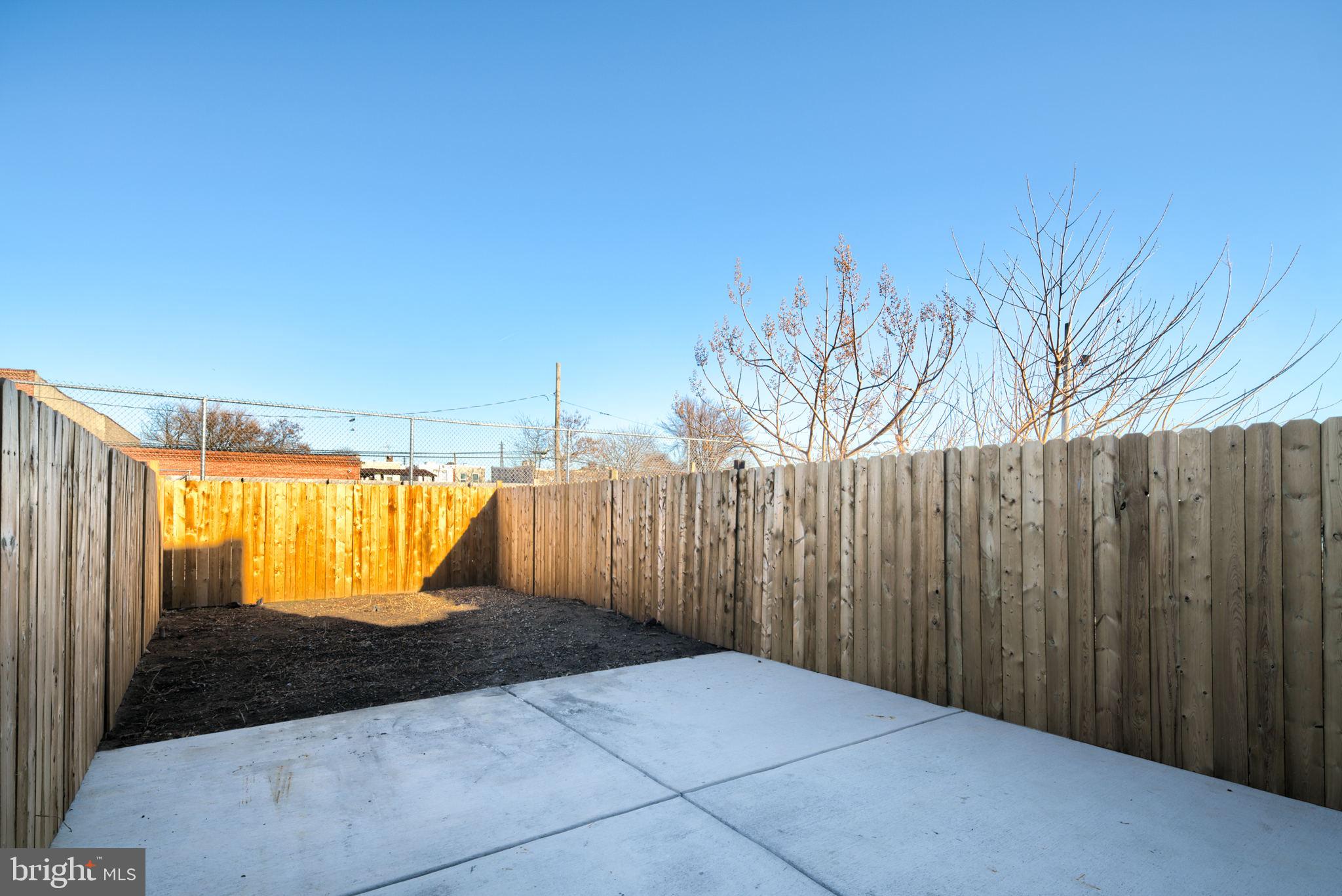 KENSINGTON - Residential