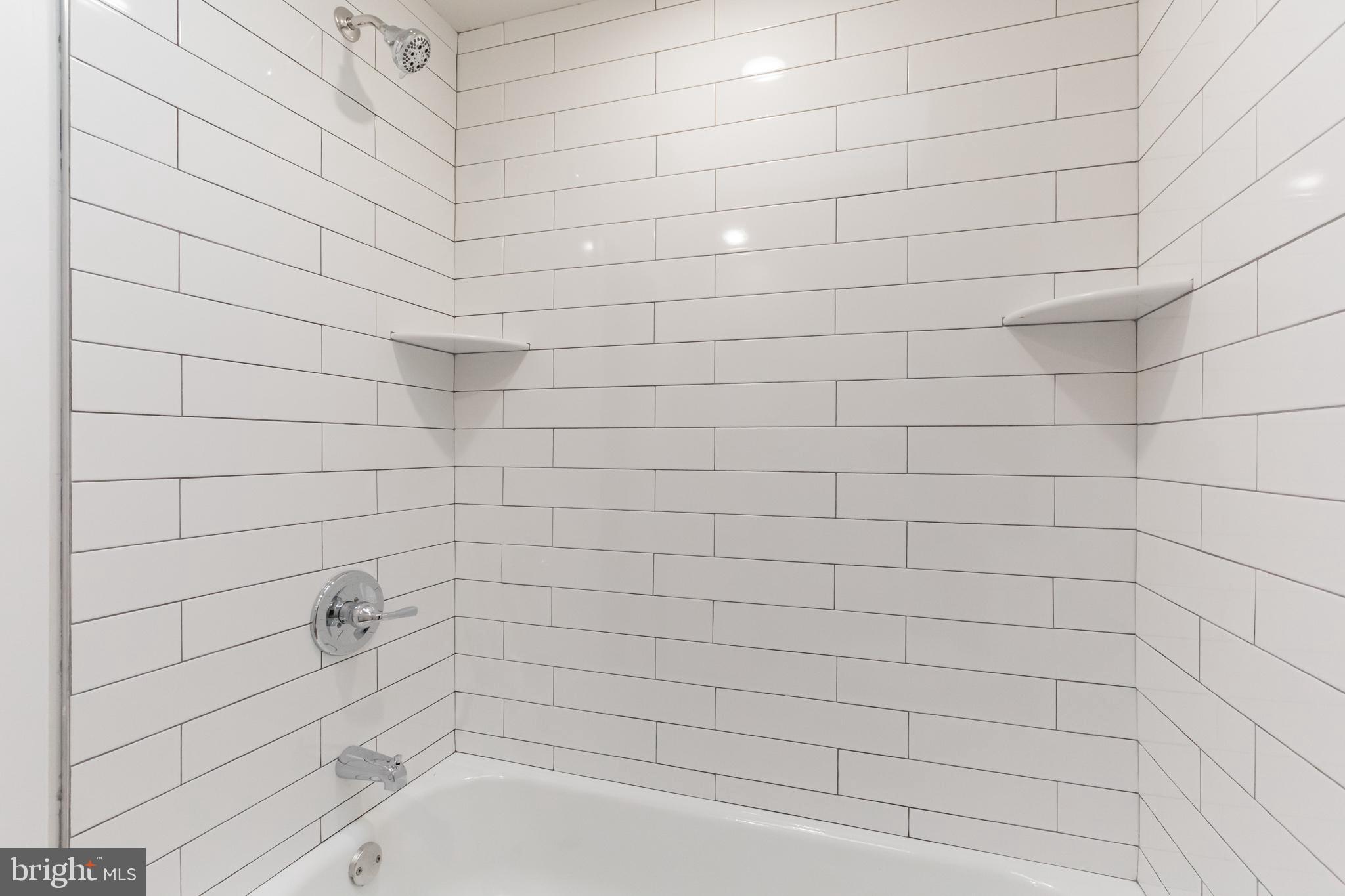 KENSINGTON - Residential