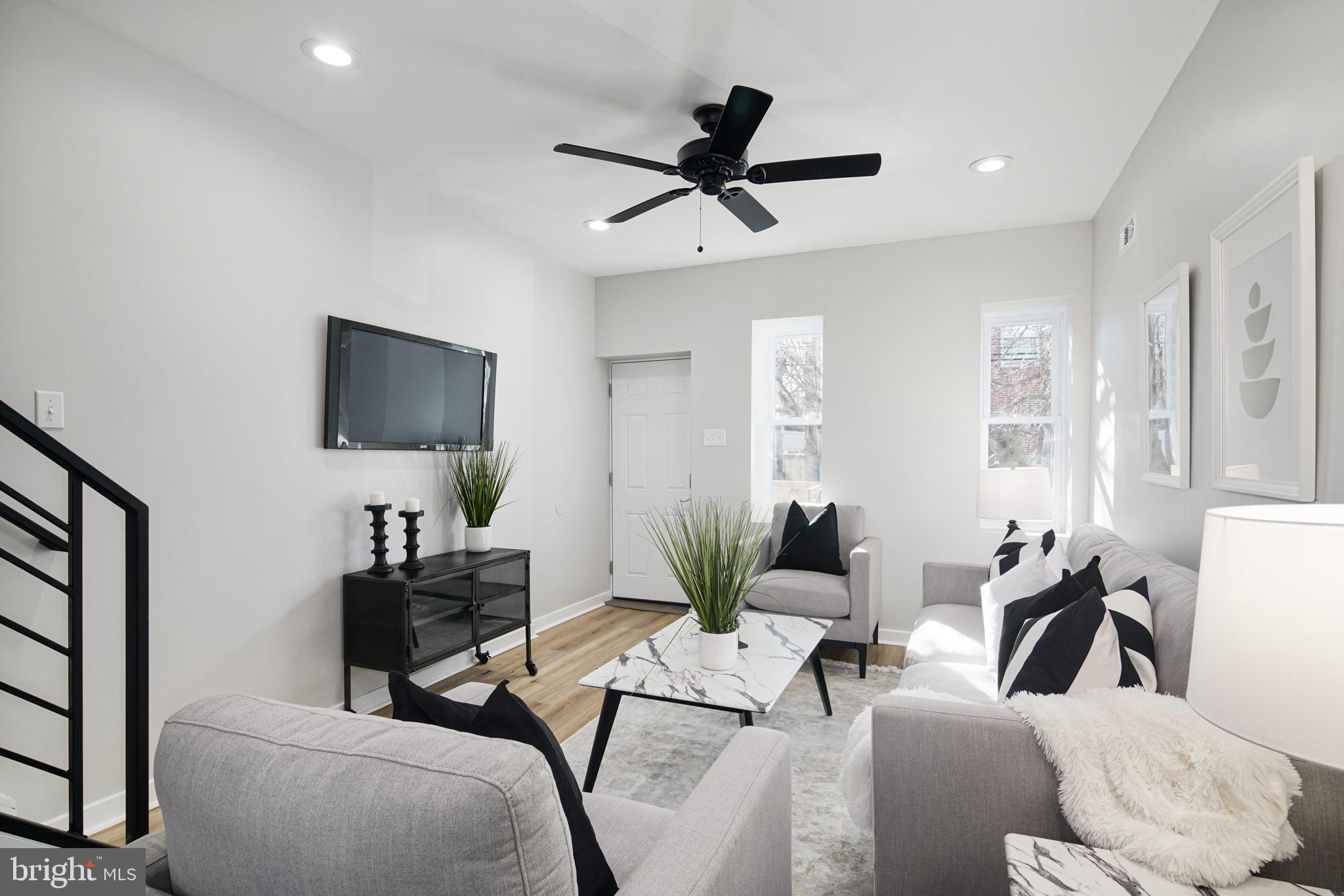 KENSINGTON - Residential