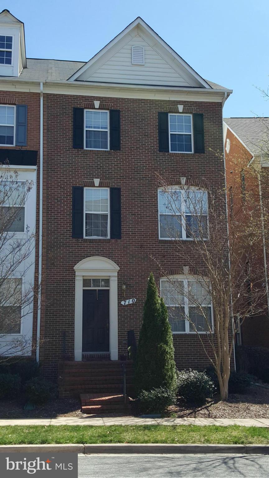 KING FARM BAILEYS COMMON - Residential Lease