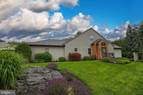 163 RIVER BEND PARK LANCASTER PA 17602