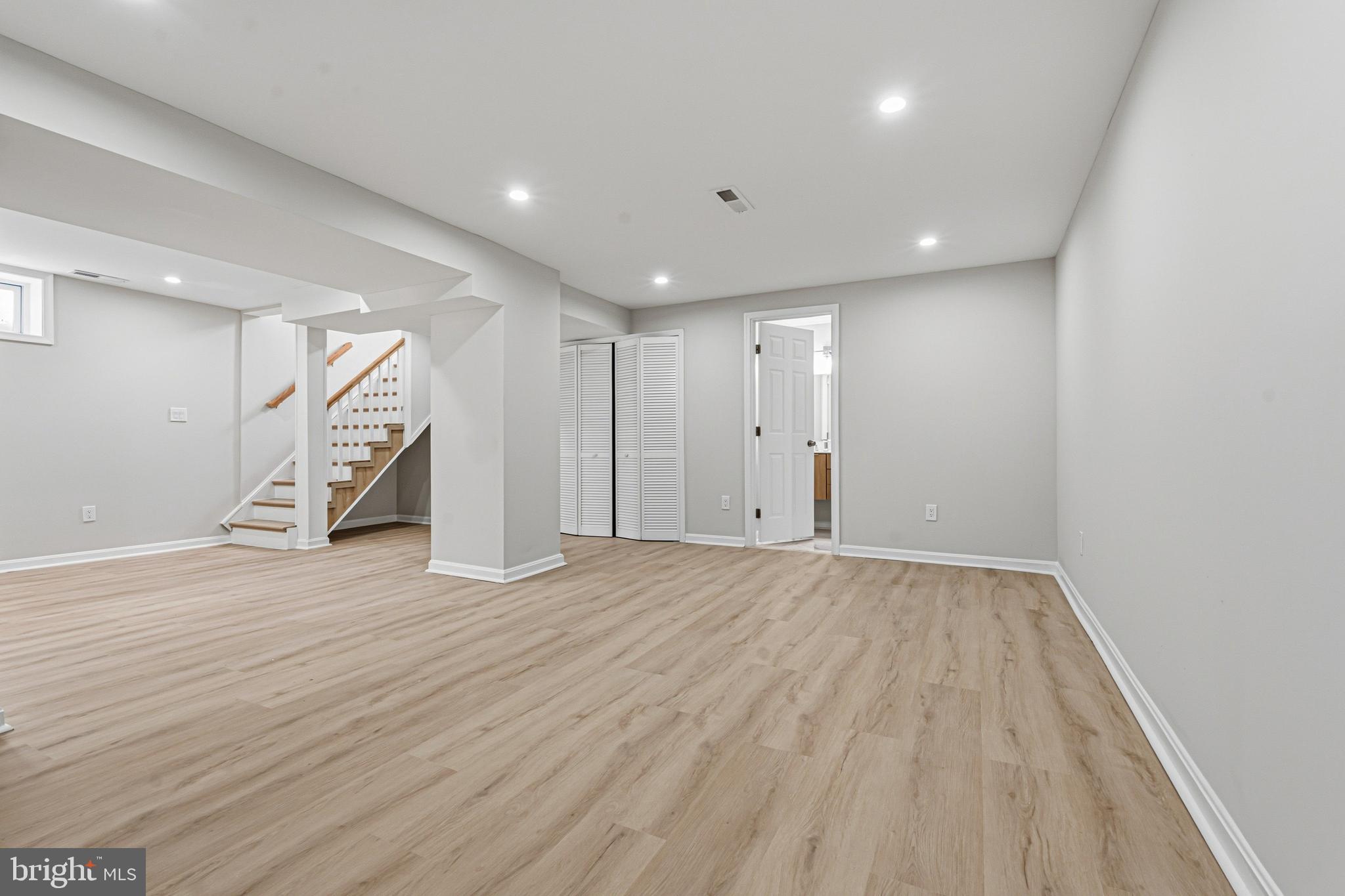 WHITE MARSH - Residential