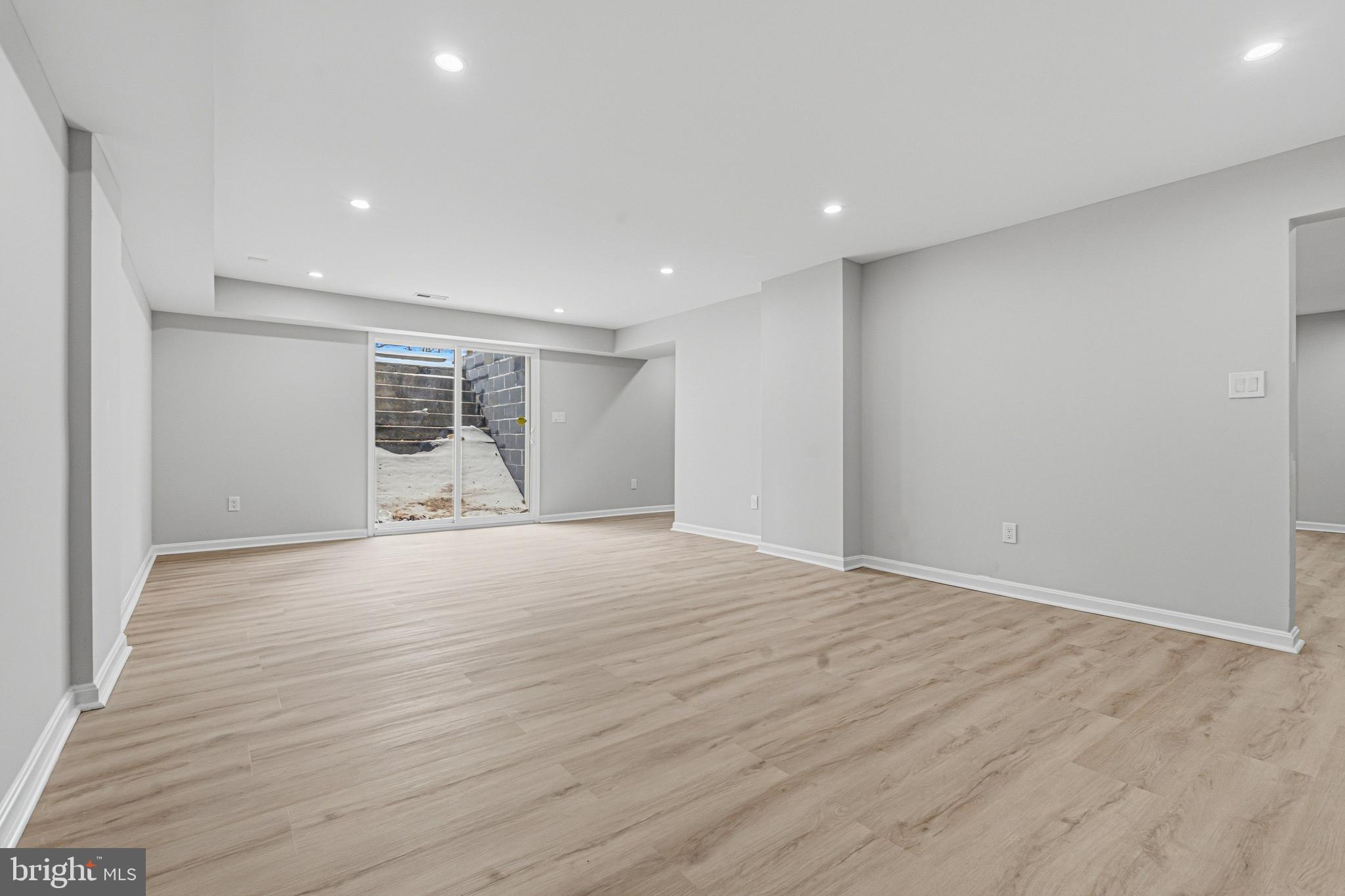 WHITE MARSH - Residential