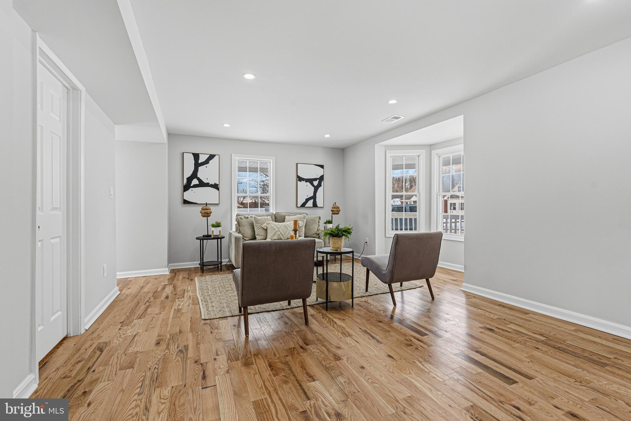 WHITE MARSH - Residential