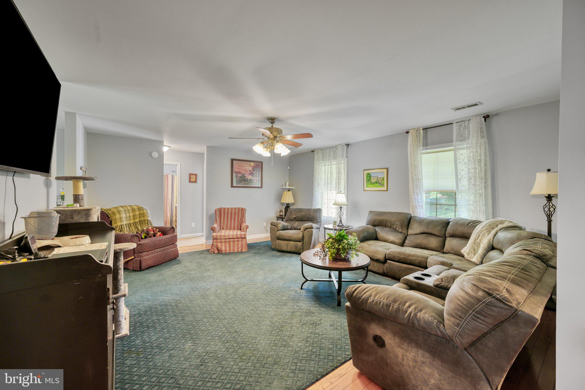 135 WINDWOOD COVES BOULEVARD