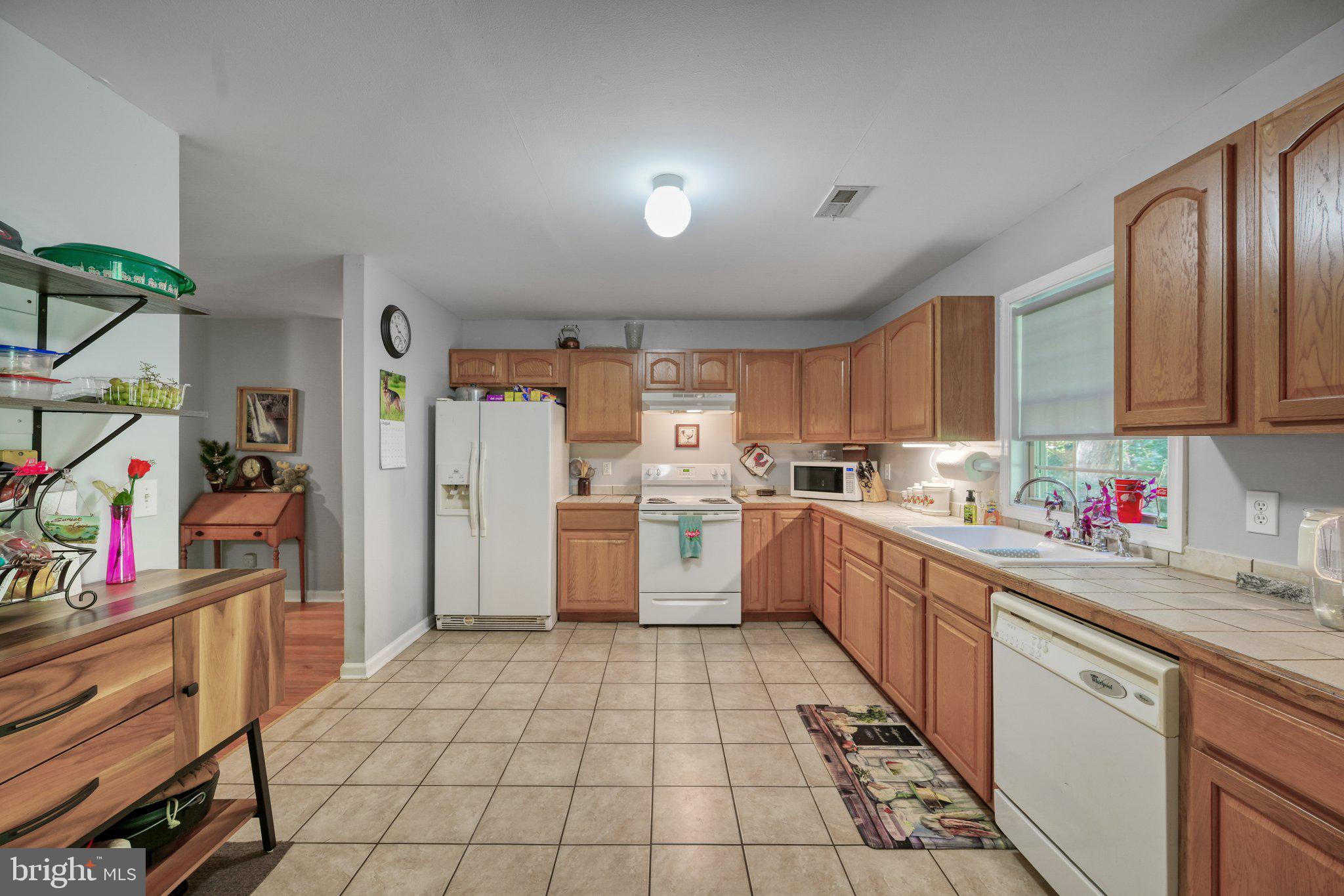 135 WINDWOOD COVES BOULEVARD