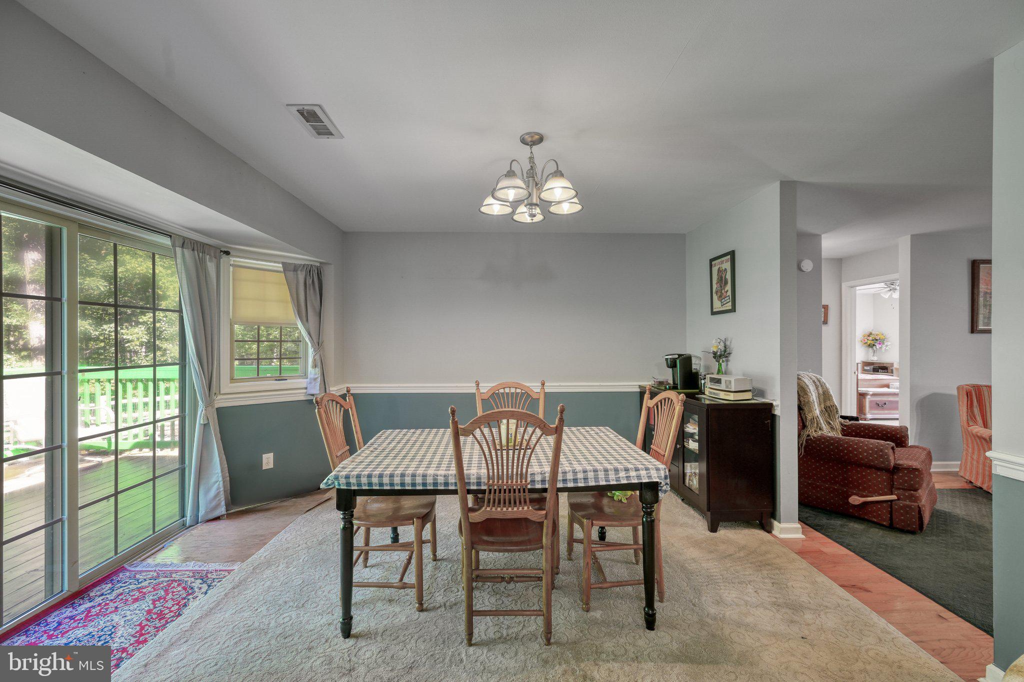 135 WINDWOOD COVES BOULEVARD
